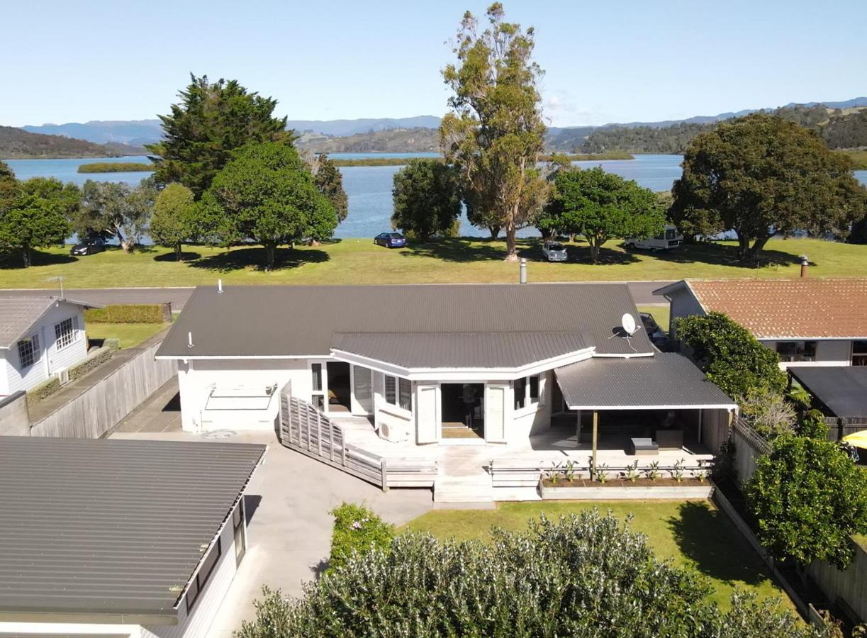 The Great Escape, Luxury Waterfront, Hottub Villa Whitianga Ngoại thất bức ảnh